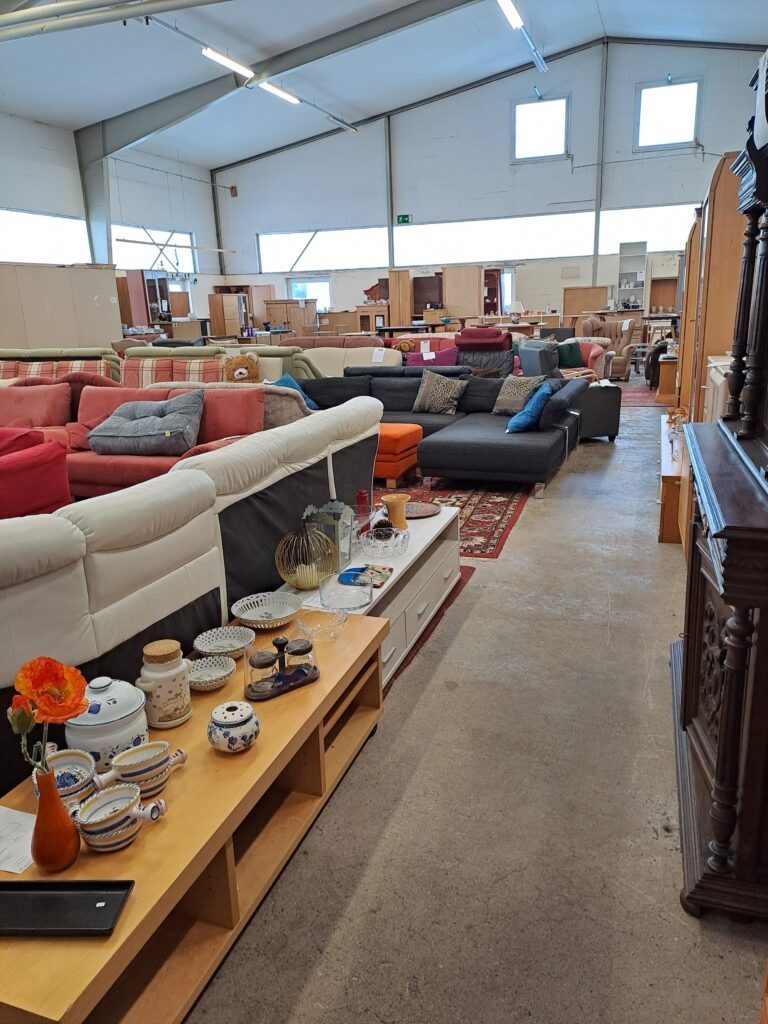 Sozialkaufhaus Ahrensburg - Blick ins Kaufhaus